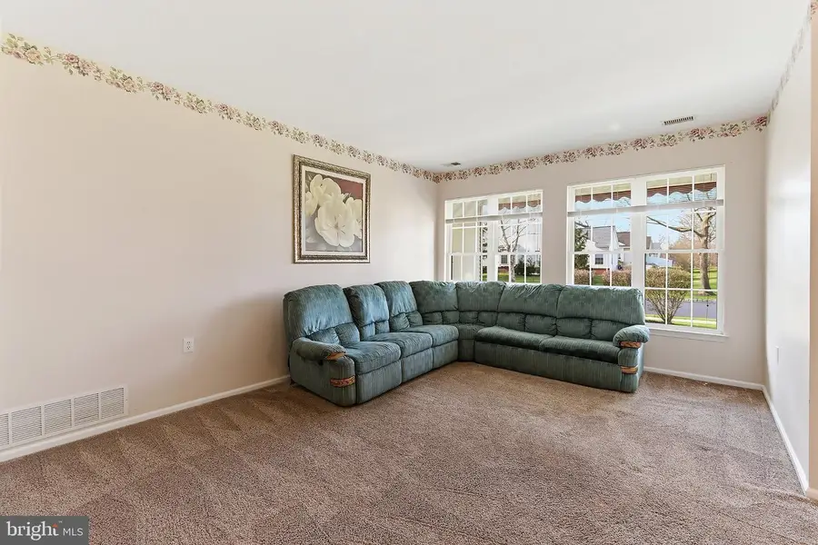 80 Nightingale Dr, Hamilton, NJ 08690 - #3