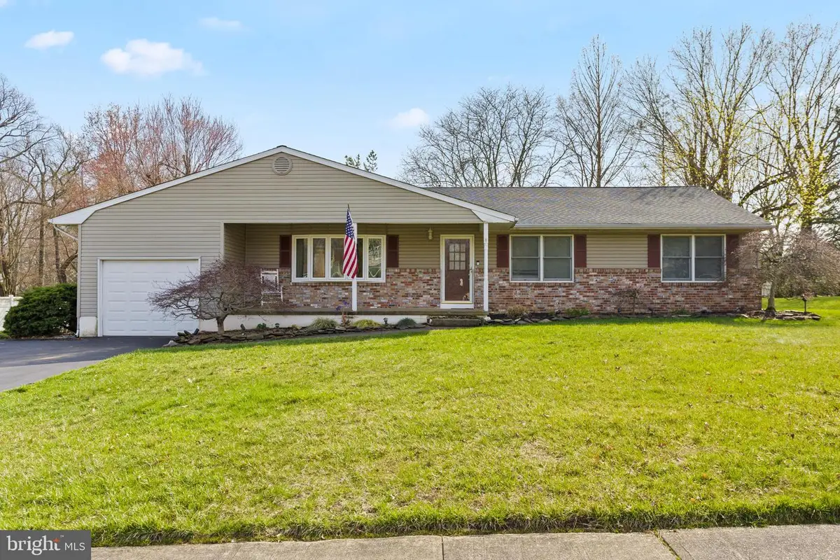 603 Flock Rd, Hamilton, NJ 08690 - #1