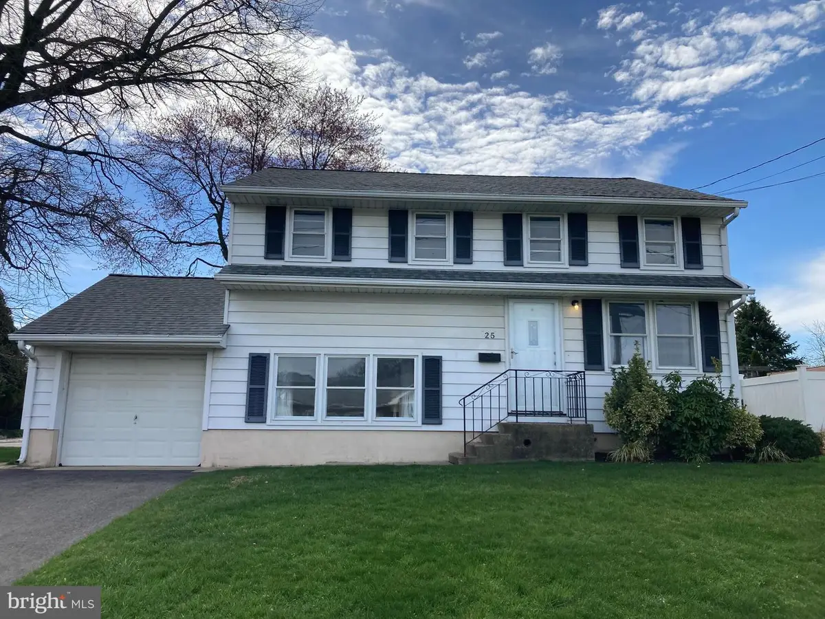 25 Mallory Way, Hamilton, NJ 08610 - #1