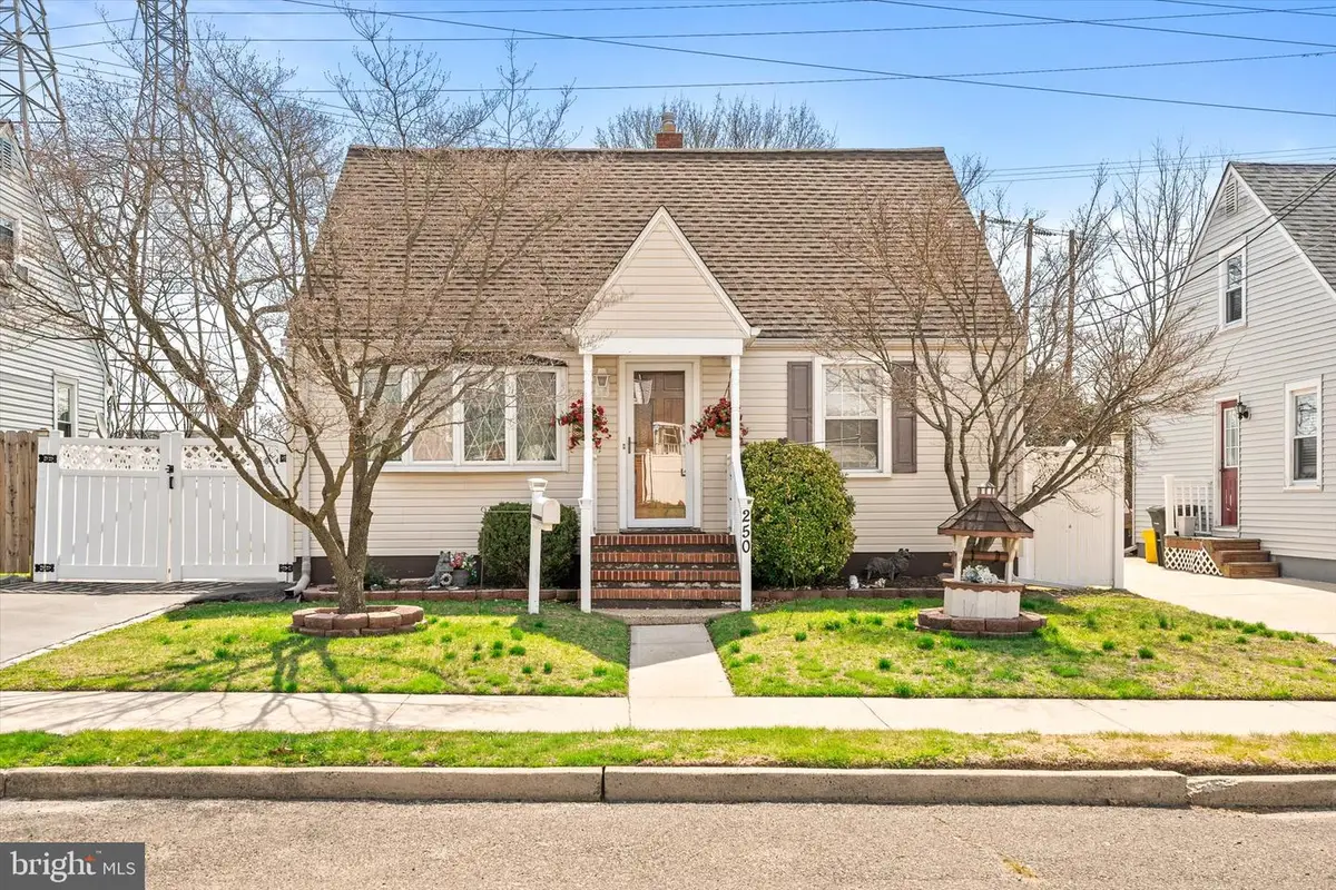 250 Edward Ave, Hamilton, NJ 08610 - #1