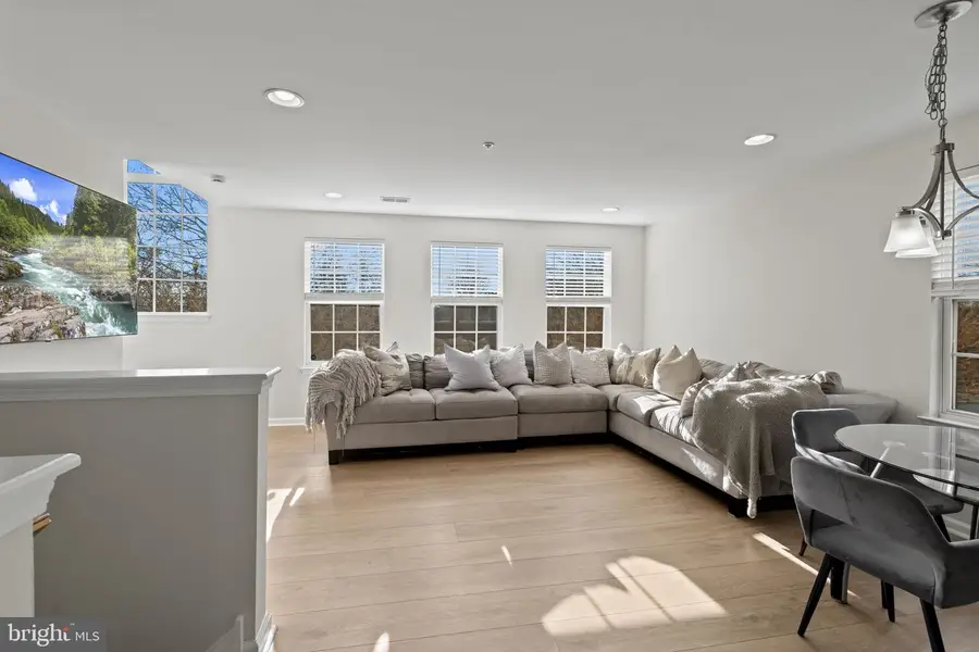 1032 Lamberton St, Trenton, NJ 08611 - #2