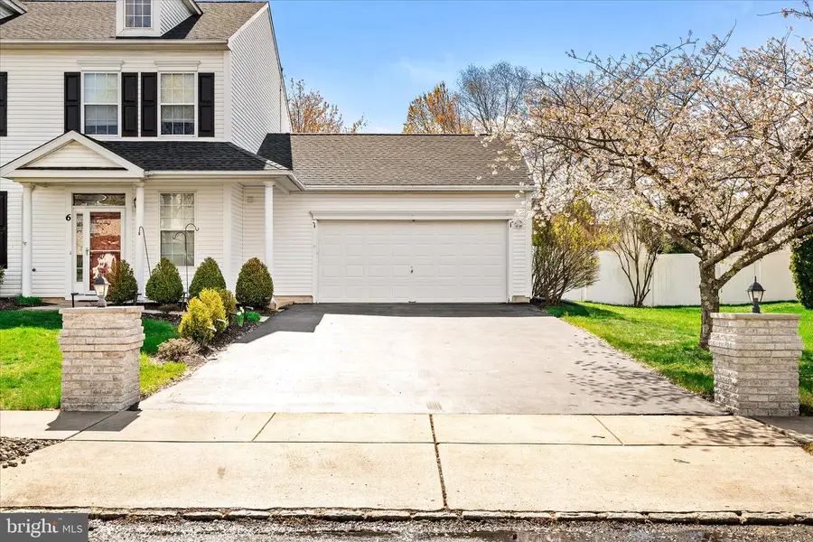 6 Wessex Ct, East Windsor, NJ 08520 - #3