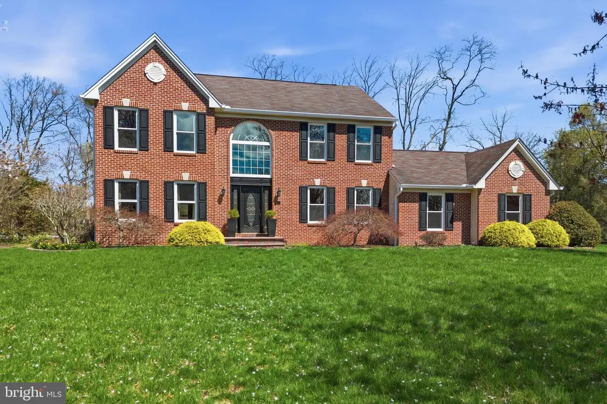 4 Eric Ct, Lawrenceville, NJ 08648 - #1