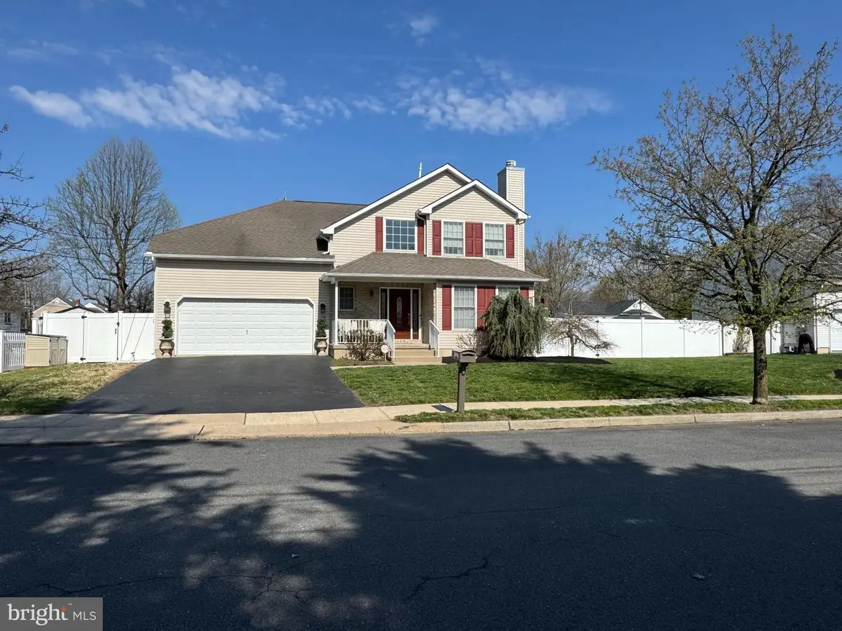 350 Leonard Ave, Hamilton, NJ 08619 - #1