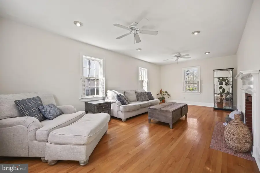 5 Pershing Ave, Trenton, NJ 08618 - #2