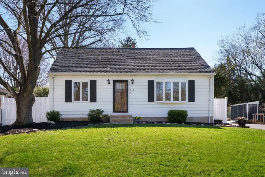 216 Rutgers Ave, Hamilton, NJ 08619 - #2