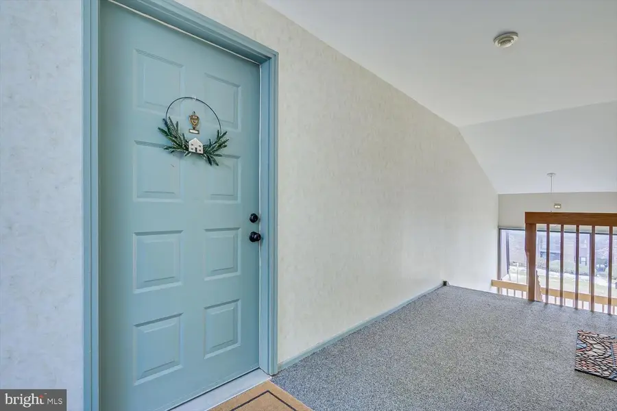 934 Wood Mill Dr, East Windsor, NJ 08512 - #3