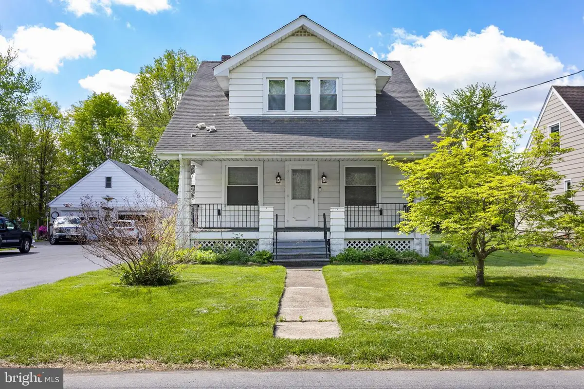 312 Monmouth St, Hightstown, NJ 08520 - #1