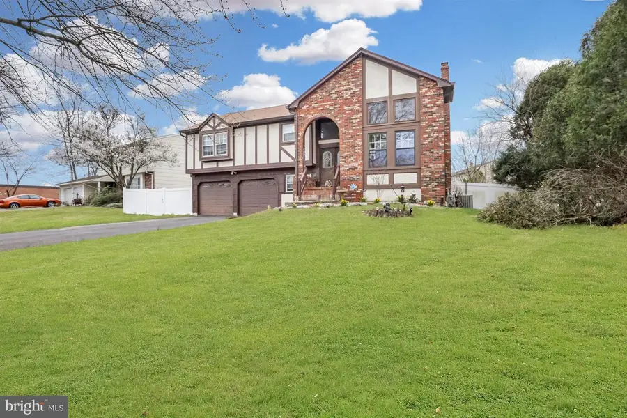3 Beth Ann, Ewing, NJ 08638 - #3