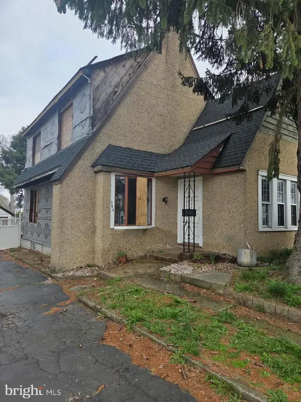 584 Parkway Ave, EWING, NJ 08618