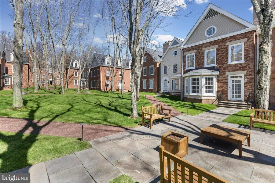 47 Governors Ln, Princeton, NJ 08540 - #3