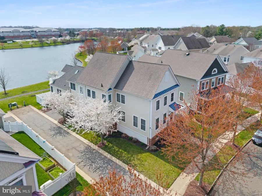 6 Hulse St, Robbinsville, NJ 08691 - #2