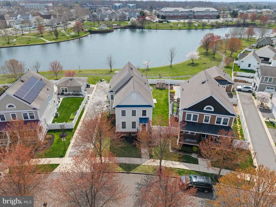 6 Hulse St, Robbinsville, NJ 08691 - #3