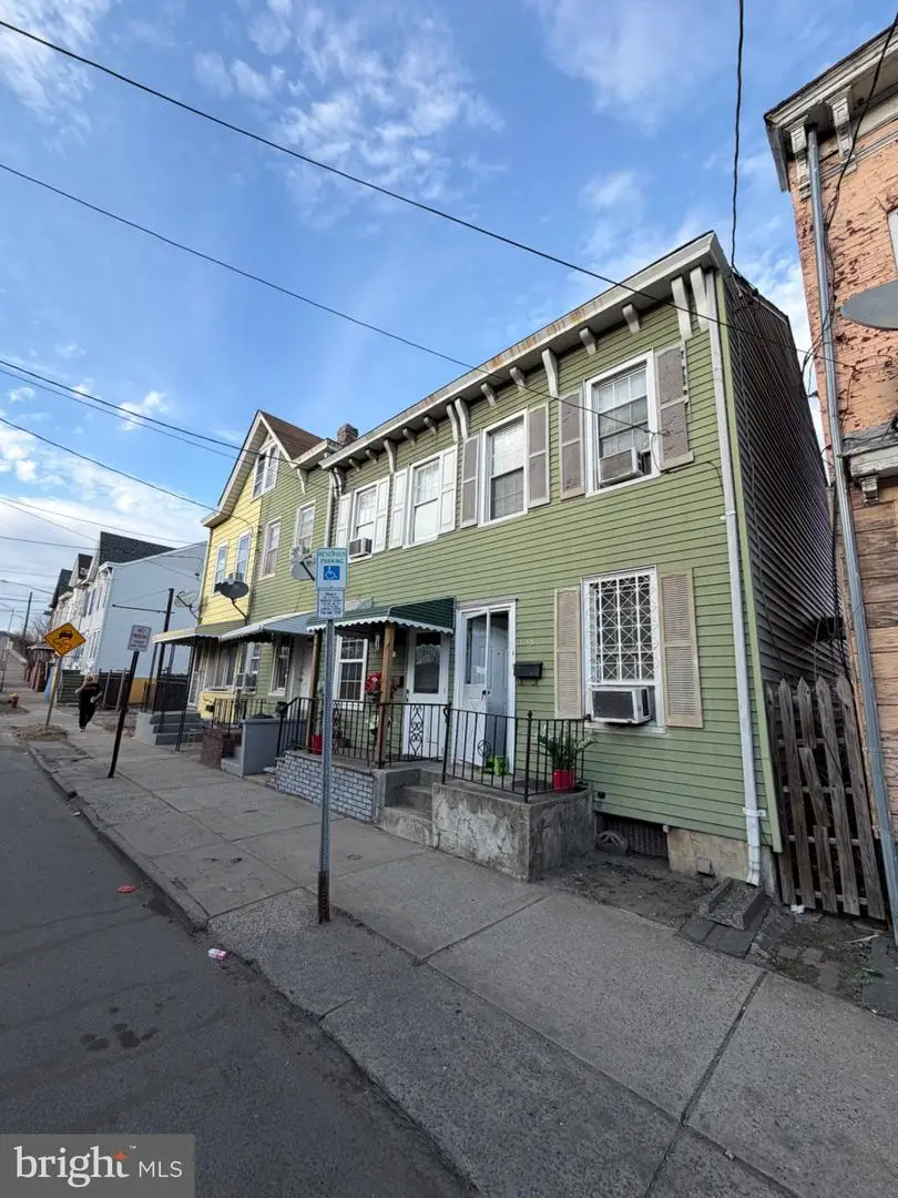 638 N Olden Ave, Trenton, NJ 08638 - #3