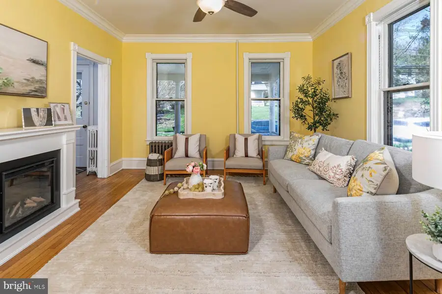 67 N Greenwood Ave, Hopewell, NJ 08525 - #3