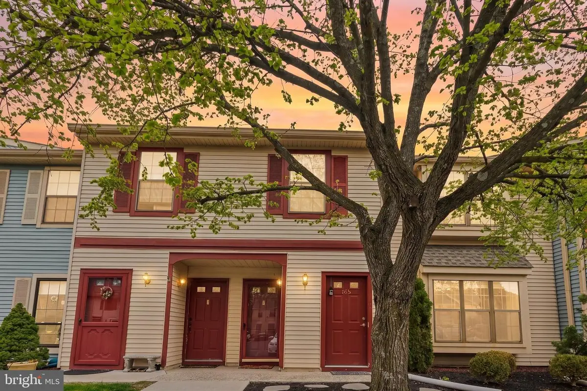 165 Wyndham Pl, Robbinsville, NJ 08691 - #1