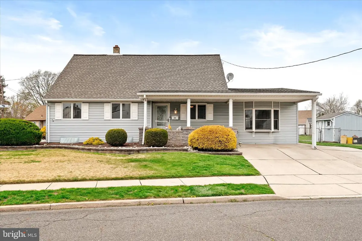 24 Cumberland Rd, Hamilton, NJ 08690 - #1