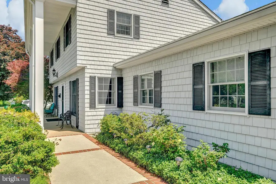 6 Farm Rd, Ewing, NJ 08638 - #3