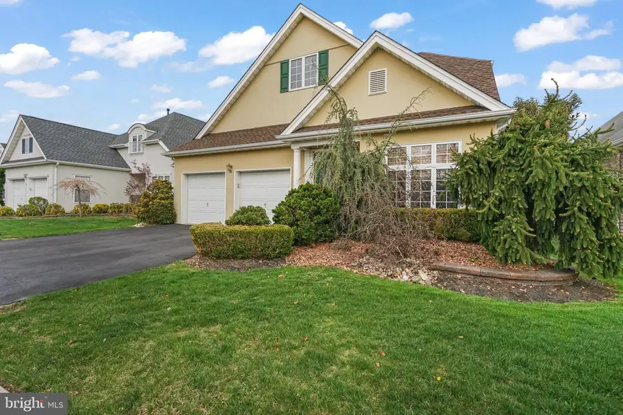 33 Coneflower La, Princeton Junction, NJ 08550 - #2