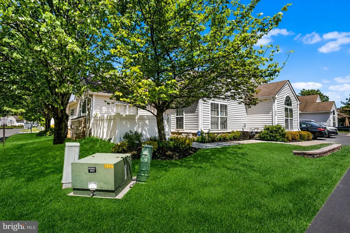 172 Federal Point Blvd, Lawrence, NJ 08648 - #1
