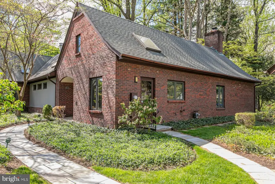 26 Constitution Hill W, Princeton, NJ 08540 - #2