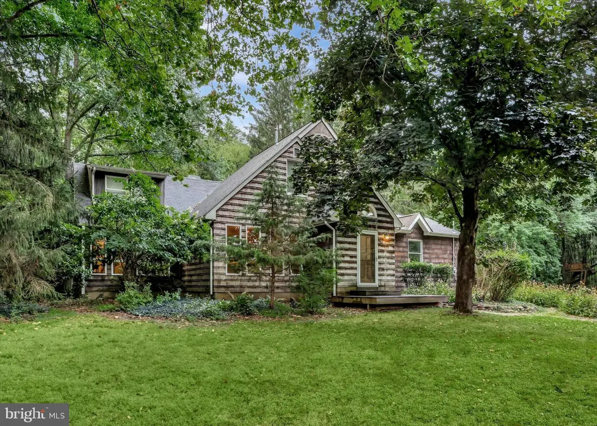 10 Crestview Dr, Hopewell, NJ 08525 - #1