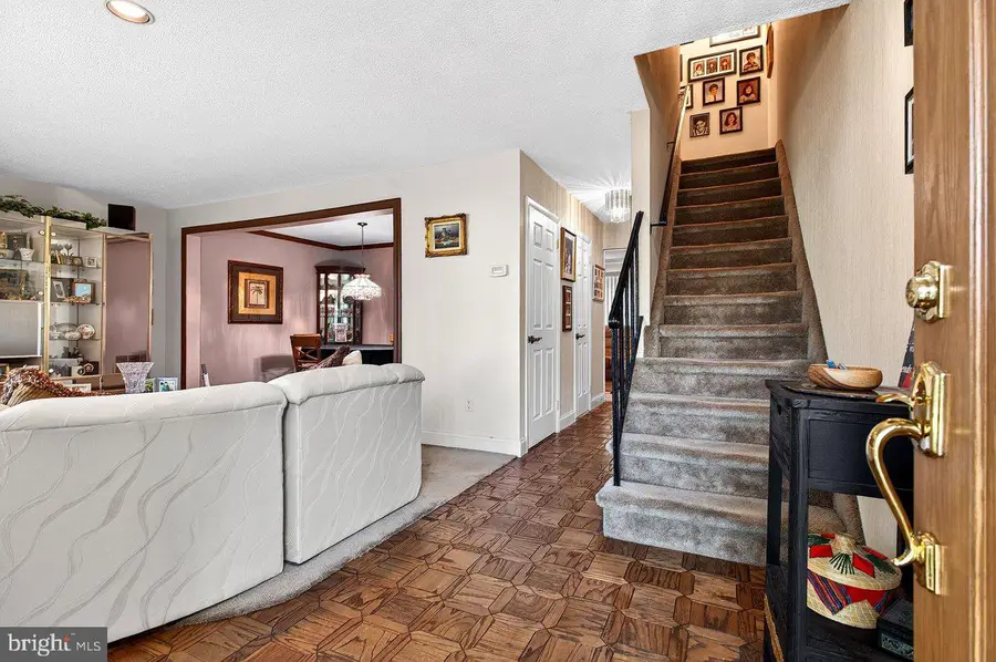 469 Livingston Dr, Hightstown, NJ 08520 - #2