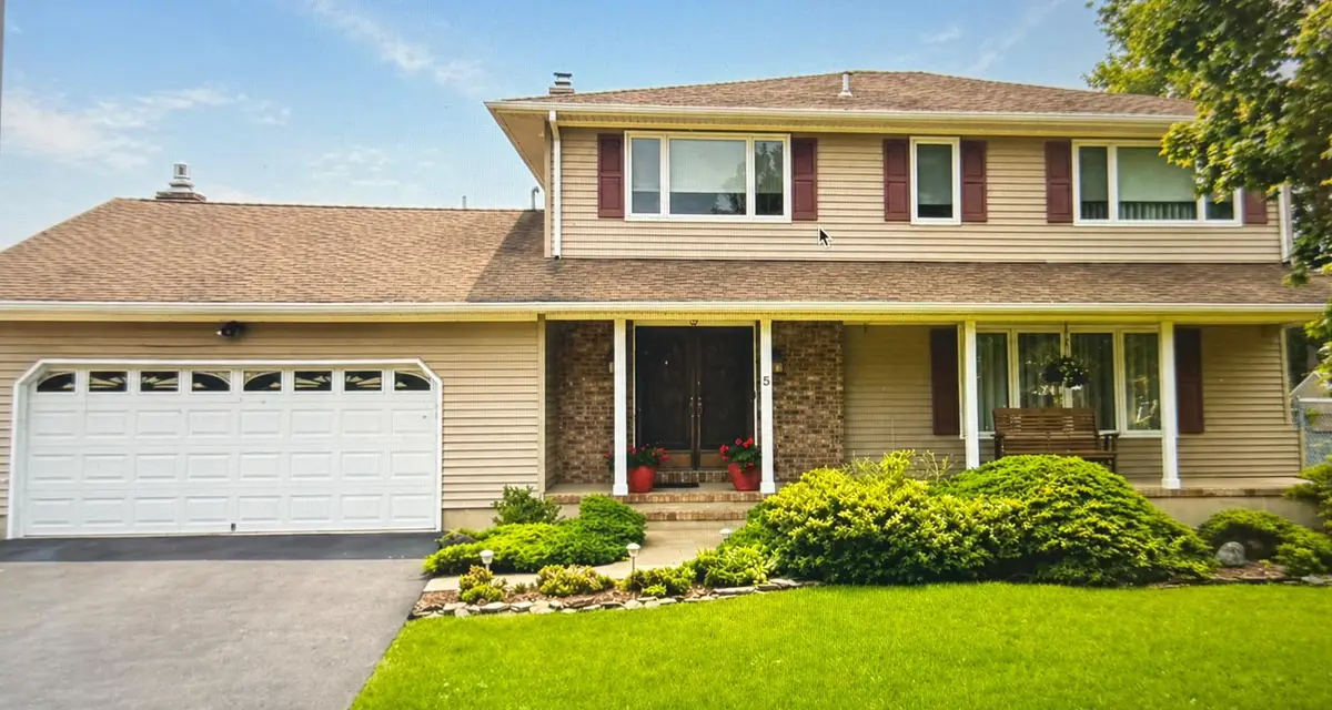 5 Ray Dwier Dr, Hamilton, NJ 08690 - #1