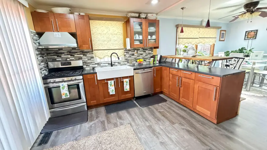 1494 Stuyvesant Ave, Trenton, NJ 08618 - #3