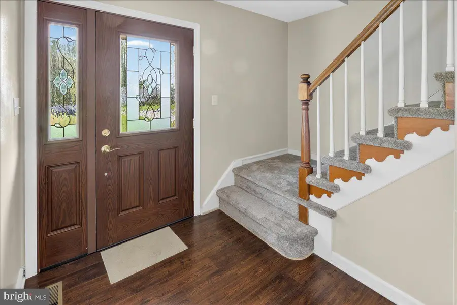 106 Johnstone Dr, Pennington, NJ 08534 - #3