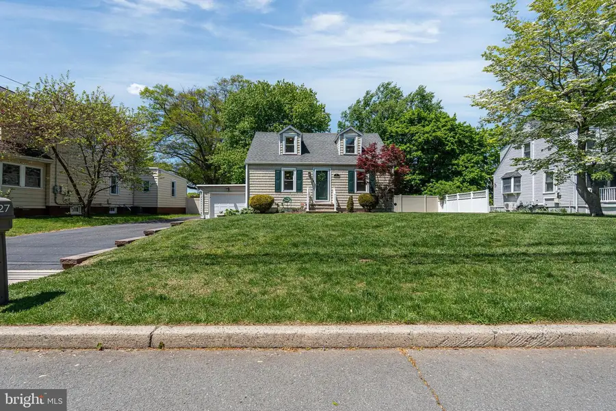 227 Princeton Ave, Hamilton, NJ 08619 - #3