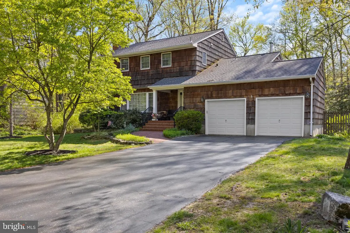 20 Jeffrey Ln, East Windsor, NJ 08520 - #1