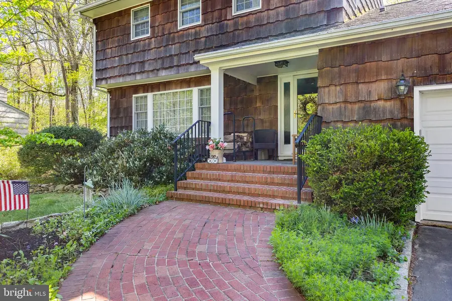 20 Jeffrey Ln, East Windsor, NJ 08520 - #2