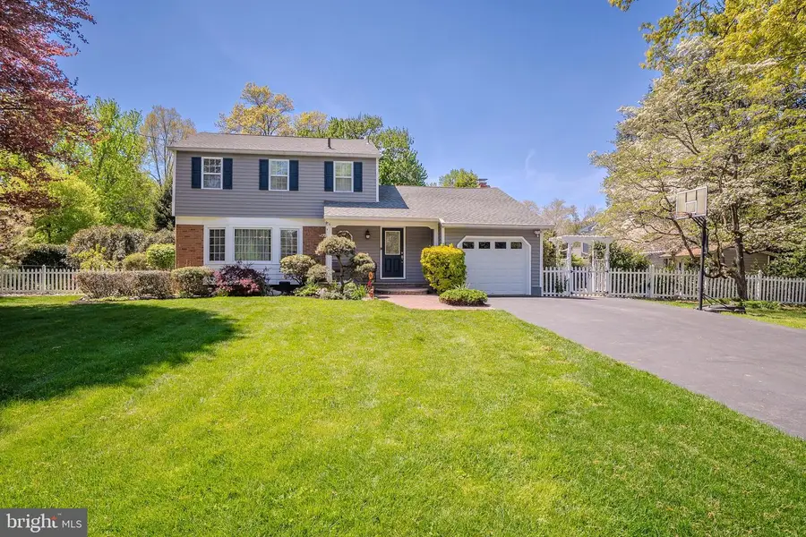 6 Millstone Dr, Cranbury, NJ 08512 - #2