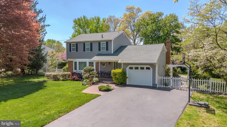 6 Millstone Dr, Cranbury, NJ 08512 - #3