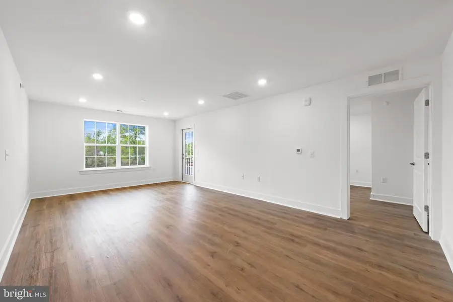 2306 Prince Hall, Pennington, NJ 08534 - #2