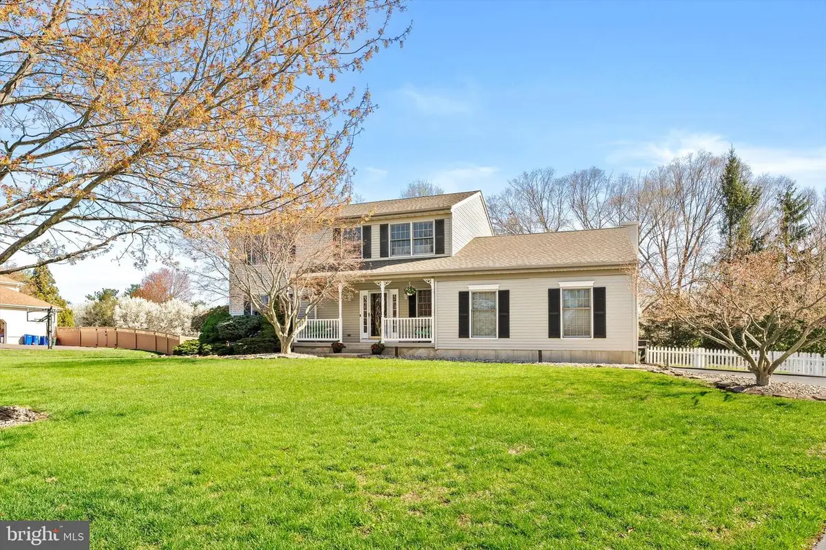 11 Thistle Pl, Robbinsville, NJ 08691 - #1