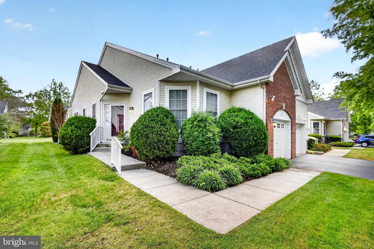 96 Meadowlark Dr, Hamilton, NJ 08690 - #1