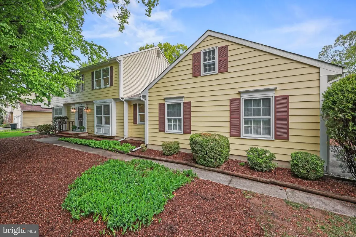 7 Wheatston Ct, Princeton Junction, NJ 08550 - #1