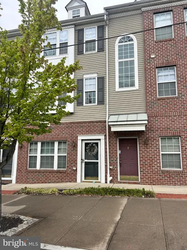 1068 Lamberton St, TRENTON, NJ 08611