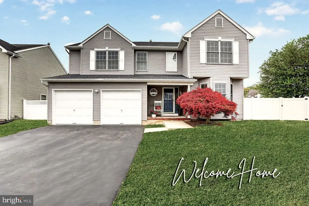 14 Sunflower Ln, Hamilton, NJ 08620 - #1