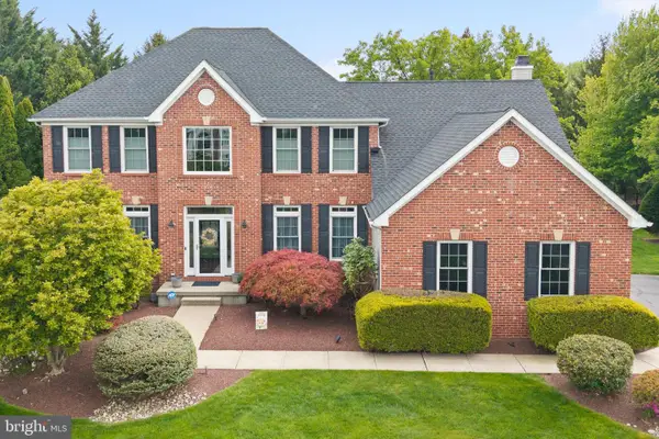 17 Brookshire Dr, ROBBINSVILLE, NJ 08691