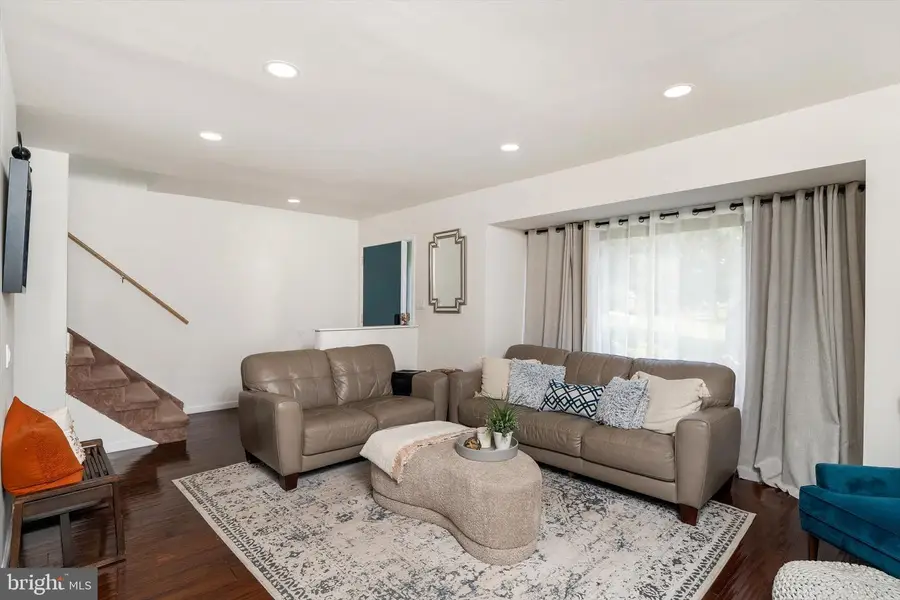 106 Danbury Ct, Hightstown, NJ 08520 - #3