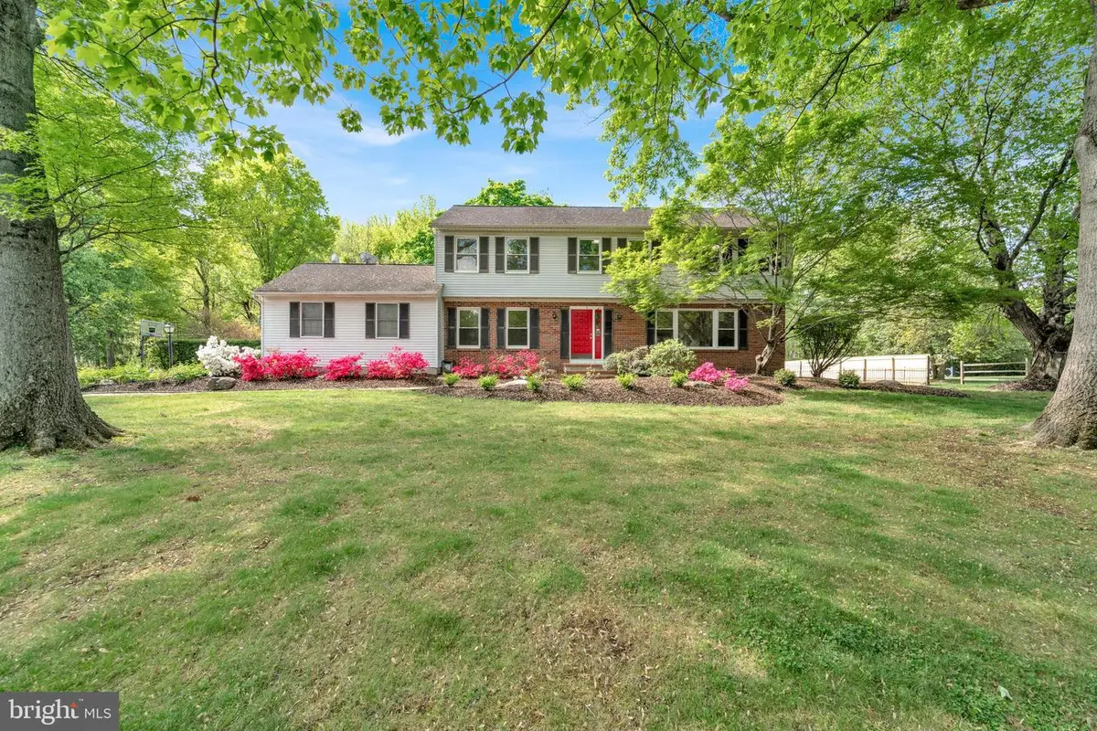 6 Indian Run Rd, Princeton Junction, NJ 08550 - #1