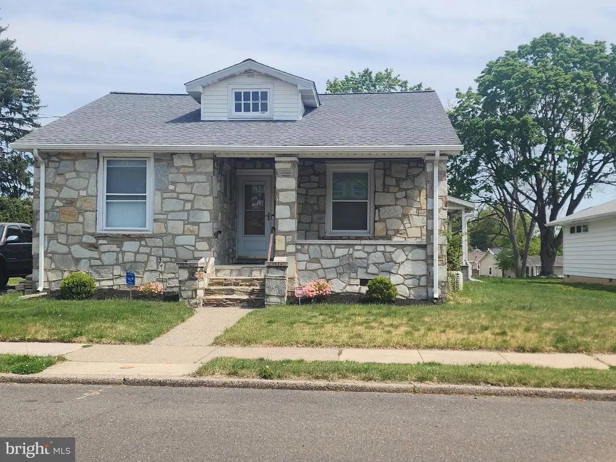 730 Pilgrim Ave, Lawrenceville, NJ 08648 - #1