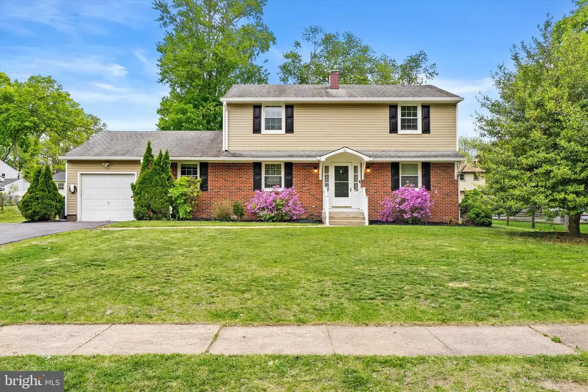 10 Great Woods Dr, Ewing, NJ 08618 - #1