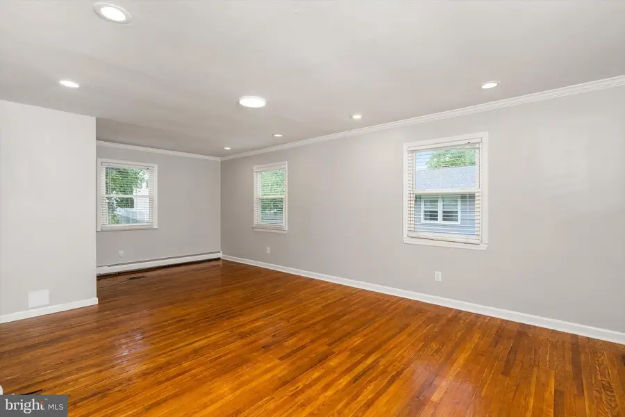 10 Great Woods Dr, Ewing, NJ 08618 - #3