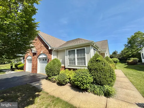 75 Meadowlark Dr, HAMILTON, NJ 08690