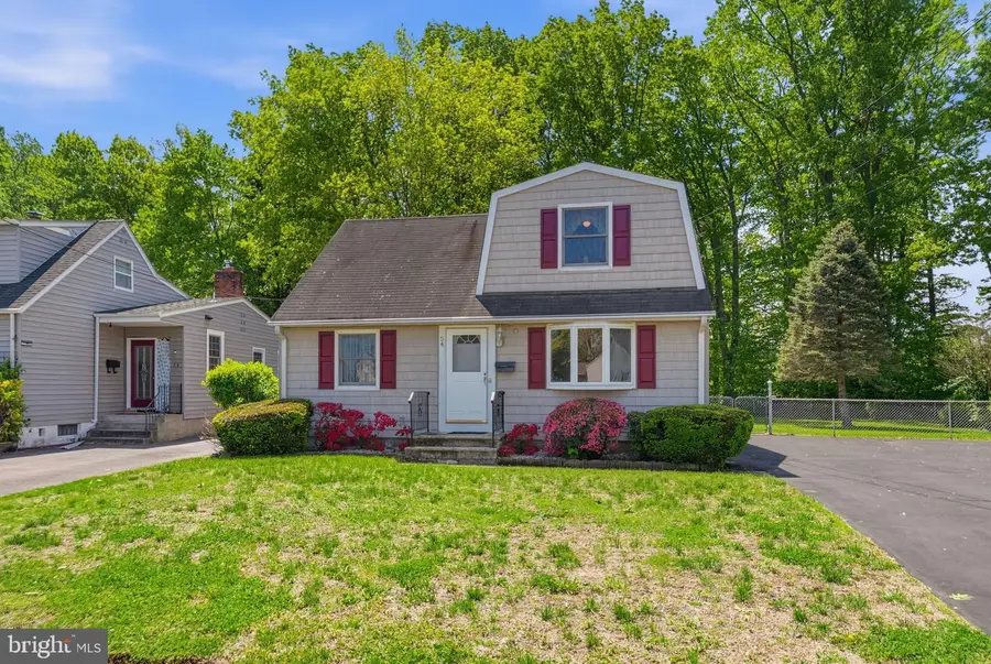 54 Longwood Dr, Hamilton, NJ 08620 - #3