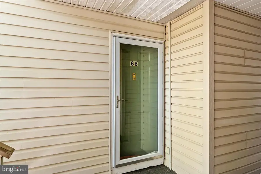 66 Mulberry Ct, Hamilton, NJ 08619 - #3